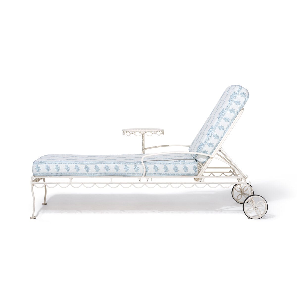The Al Fresco Sun Lounger by Amanda Lindroth