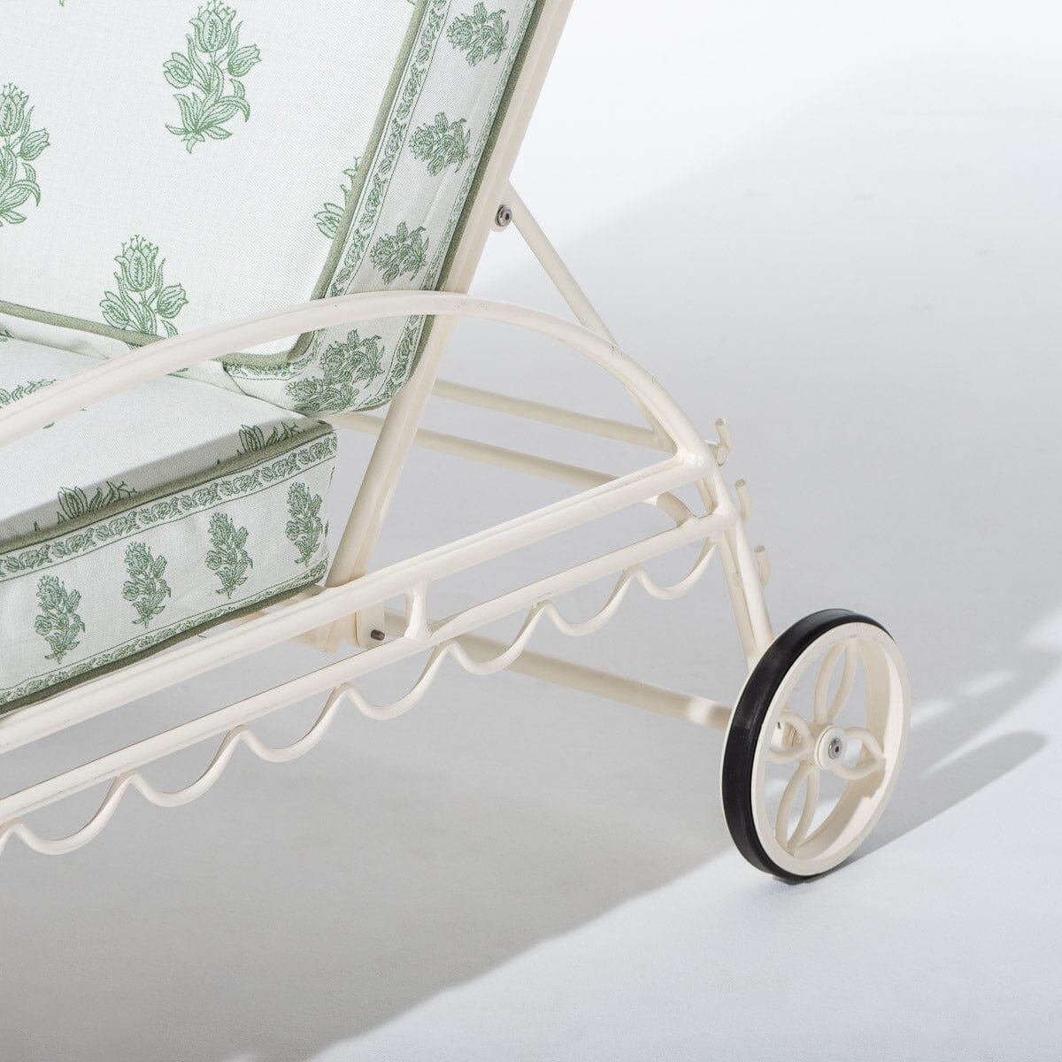 The Al Fresco Sun Lounger by Amanda Lindroth