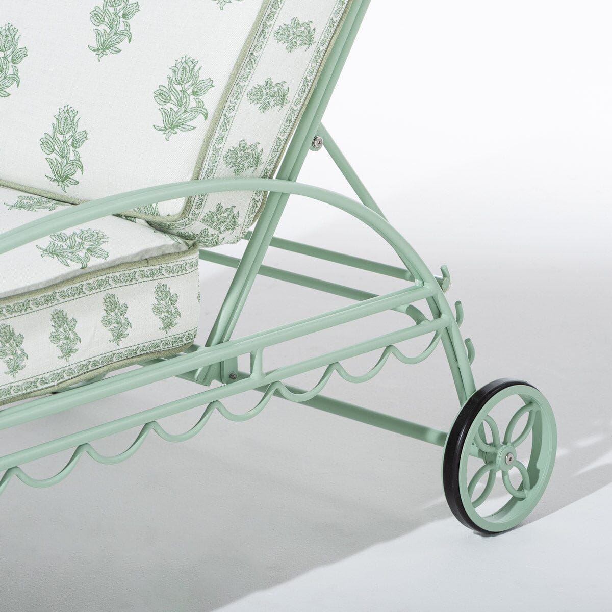 The Al Fresco Sun Lounger by Amanda Lindroth