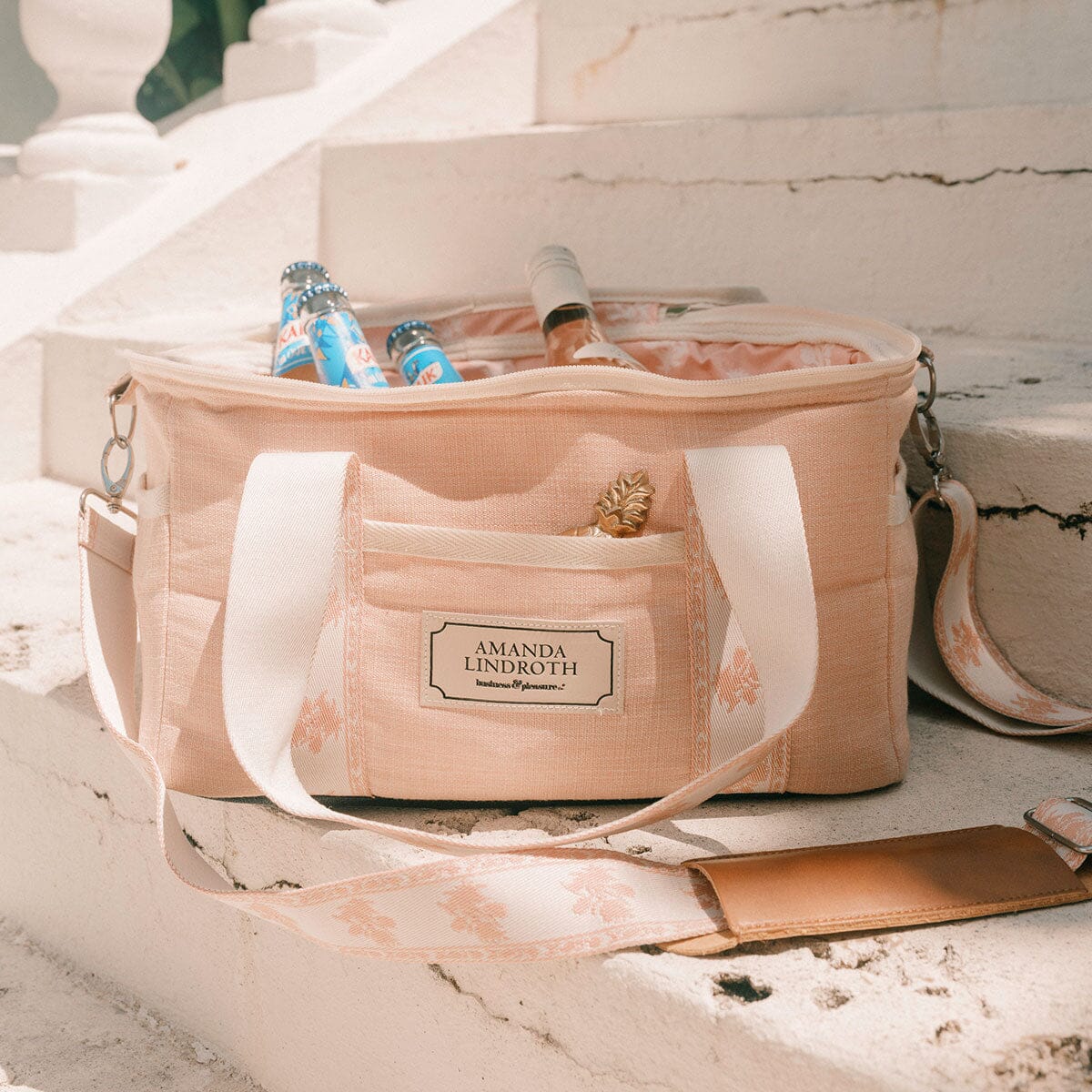 The Premium Cooler Bag by Amanda Lindroth
